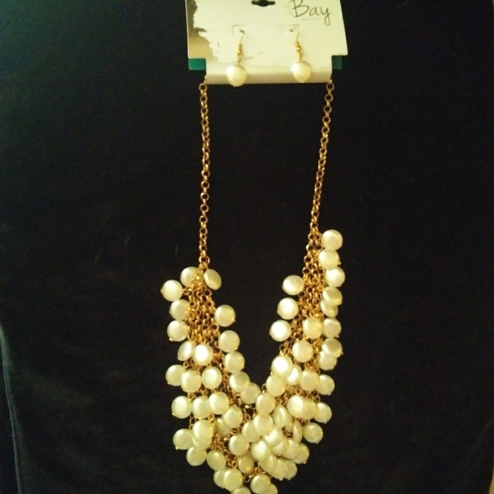 Necklace set